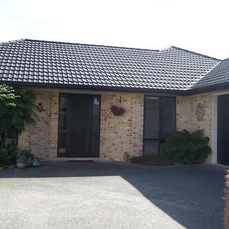 Jade Bed & Breakfast Blenheim Exterior photo
